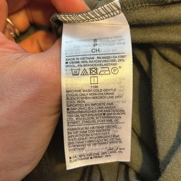 Banana Republic Sabel Wool-Blend Twisted Top Size Small - Picture 7 of 7